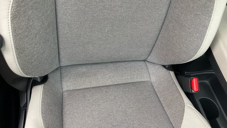Toyota Yaris 1.5 Hybrid Excel 5dr CVT Hybrid Hatchback